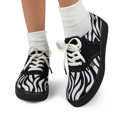 HOT CHOCOLATE DESIGN Chocolaticas® Saddle Zebra Casual Women's Sneaker BNIB -Z03