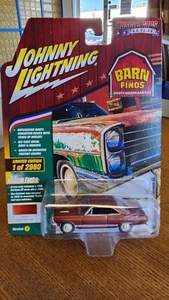Johnny Lightning Barn Finds Version A R1 #4 1966 Ford Fairlane GT - Picture 1 of 3