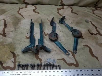 Juego de bisagras capó Bronco Ford F-150 F-250 F-350 1992-1996 OEM Foto 1 de 4