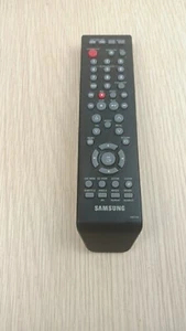 Genuine Samsung Remote Control 00074A Black Tested Working Clean Unit - Picture 1 of 8