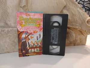 Walt Disney Sing Along Songs Zip A Dee Doo Dah VHS Video Tape Volume 2 Vol. Two - Imagen 1 de 3
