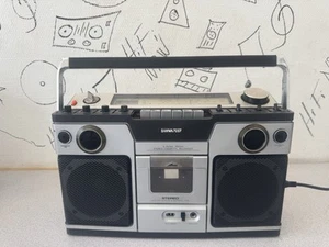 RADIO CASSETTE SANWA 7059 GHETTOBLASTER RETRO.RAREZA en EXCELENTE ESTADO! - Imagen 1 de 10