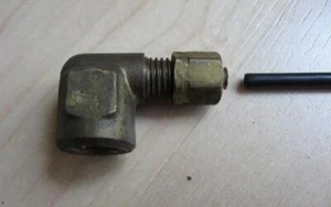 Air Line Compression Fitting 90-deg 1/8" O.D. Line to 1/8"-27 NPT Female #M239GA - Picture 1 of 6