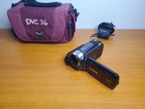 Canon Vixia HFR20 Camcorder Video Camera + Battery, Charger, SD, & Case (READ) - Picture 1 of 9