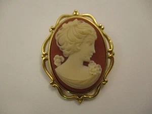 Vintage Crown Trifari Brooch Pin Cameo Woman Red White Gold Tone - Picture 1 of 4