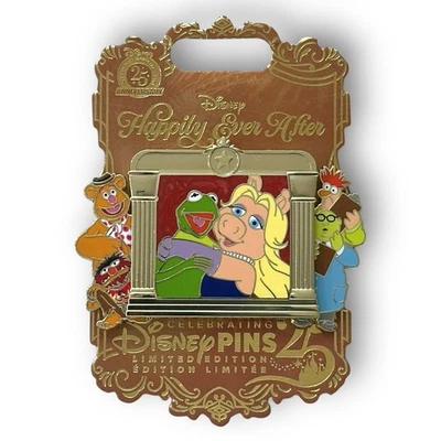 Prendedor Disney The Muppets Happily Ever After 2025 LE 2400 Miss Piggy Kermit Fozzie Foto 1 de 4