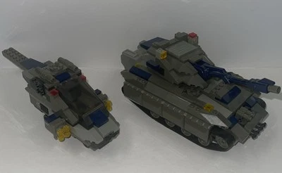 Sluban Building and Construction Blocks M38-B0205 Mammoth Tank & Helicopter Read - Image 1 of 4