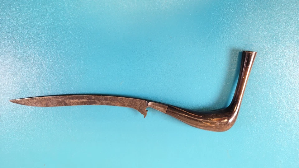 Cuchillo estilo Rentjong Kris vintage de Malasia archipiélago malayo Bade Bade Foto 1 de 4