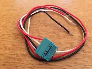 Micro INTERRUTTORE SNAP ACTION SPDT 1A (AC/DC) Volt - AC 125V, DC 30V Z1917 - Foto 1 di 3