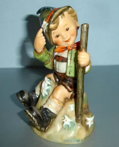 Figura de niño montañero Hummel Goebel 315 TMK7 5,25"H firmada por Skrobek - Imagen 1 de 3