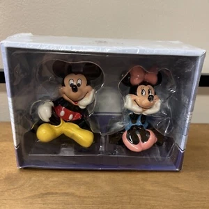 Enesco Disney Mickey and Minnie Mouse Salt and Pepper Shakers 3.75 Inch - Picture 1 of 5