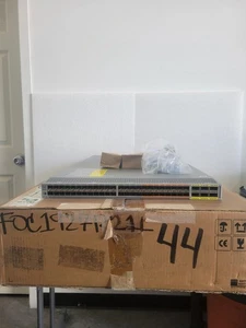 Cisco Nexus N5K-C5672UP 48 Port 10G SFP+ 6 40G QSFP+ W/ Dual Port Side Exhaust - Picture 1 of 3