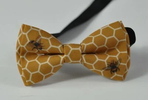 Boy Kids Yellow Bee Honeycomb Honey comb Print Cotton Bow tie Fits 1-6 Years Old - Picture 1 of 4