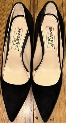 Zapatos de salón Giambattista Valli usados en excelente estado de gamuza negros de tacón medio talla 35 Foto 1 de 4