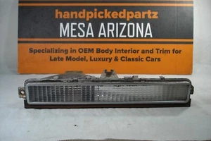 1976-1977 OLDSMOBILE PONTIAC CUTLASS LH FRONT PARK TURN SIGNAL LIGHT ASSEMBLY - Picture 1 of 10