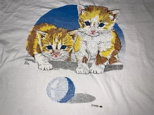 LG 90s TURNER ORIGINALS GRAPHIC LS T-SHIRT KITTEN CAT BALL GRANNY CORE SKATER - Picture 1 of 24