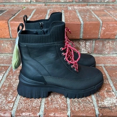 Botas de plataforma con cordones de cuero resistentes al agua Nurture Whitney para mujer talla 8 Foto 1 de 4