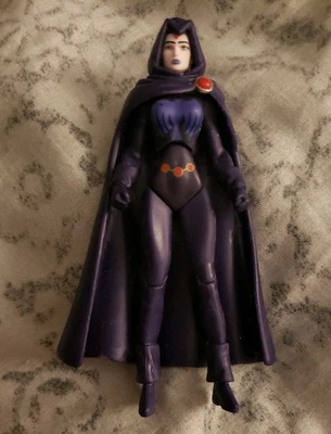 Boneco de ação DC Universe Infinite Heroes Crisis Series RAVEN Series 1  - Imagem 1 de 2
