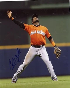 ADEINY HECHAVARRIA MIAMI MARLINS AUTOGRAPHED SIGNED 8X10 PHOTO - Picture 1 of 1