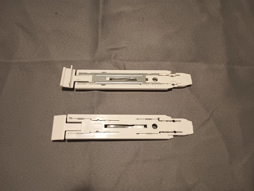 Compaq Presario 5000 Series FDD HDD Zip 3.5" Rail Set - Image 1 of 1