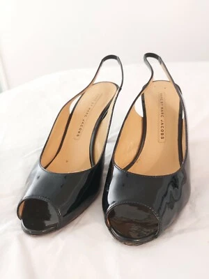 Tacones para mujer Marc by Marc Jacobs con cordones negros punta abierta talla 38 Italia 7,5 EE. UU.  Foto 1 de 4