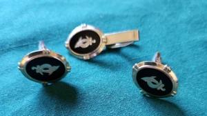 Vintage Cufflinks and Tie Clasp Black with Sword Patent No 2472958 - Picture 1 of 6