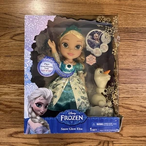 Frozen Snow Glow singende Puppe leuchtet Kleid Elsa Olaf Schaden Box braucht Batterie - Bild 1 von 4