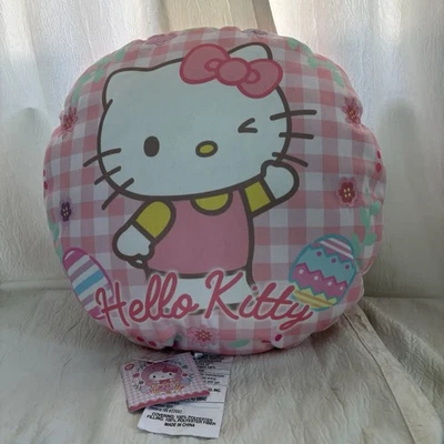 Almohada a cuadros Hello Kitty rosa y blanco. 11”x16”.  Nuevo con etiquetas Foto 1 de 4