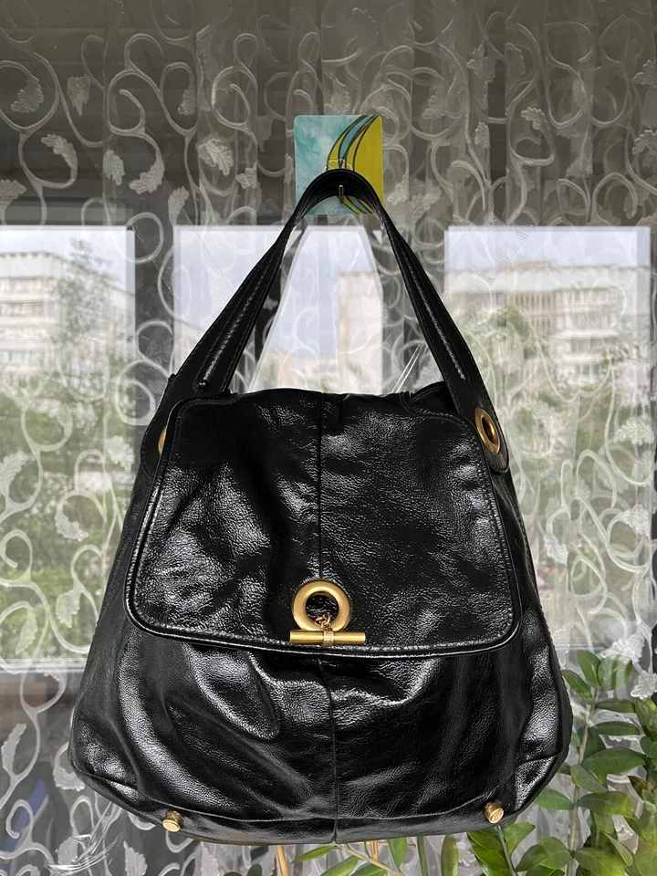 Винтажная женская наплечная сумка Yves Saint Laurent YSL черная лакированная кожа капри - Изображение 1 из 4