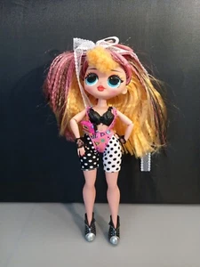 LOL Surprise! OMG Remix Fashion Doll #15 - Picture 1 of 1