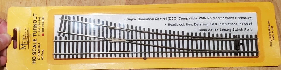 Micro Engineering HO Scale #14-806 #6 RIGHT Hand Turnout Code 70 Nickel Silver - Image 1 of 1