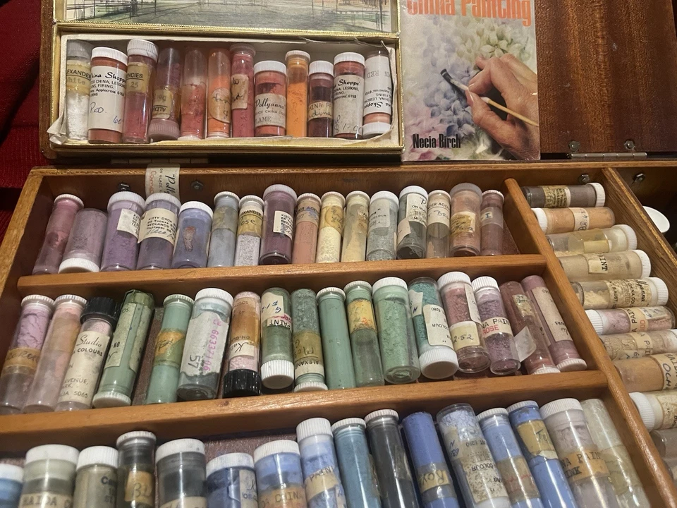 Vintage China Powder Paint Vials Lot with Case - image 1 of 3