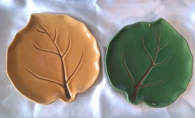Pottery Barn Autumn Leaf Plates Set of 2 Fall Colors Green And Yellow  - Image 1 of 4