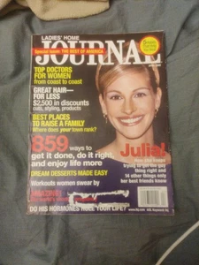 2002 April, Ladies' Home Journal Magazine, Julia Roberts, (MH881) - Picture 1 of 2