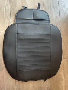 Copriseduta nera universale con tasca porta oggetti - Imagen 1 de 3