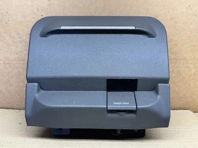 Cenicero Lincoln Town Car 2006 con soporte color gris limpio con inserto de encendedor Foto 1 de 4