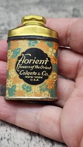 Lata litográfica vintage "Florient" flores de Oriente talco/polvo hecha en EE. UU. - Imagen 1 de 10