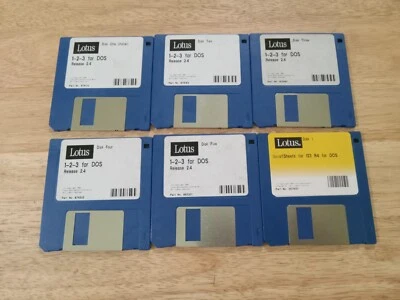 Vintage Lotus 123 Version 2.4 for DOS 1992 Software 3.5" Diskettes - Image 1 of 2
