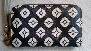 Fossil Black and Ivory Faux Leather Zip Around Wallet Strap Coral Lining 4x6.25"