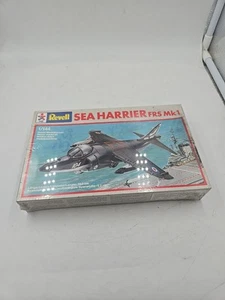 Rare 1985 Revell Sea Harrier FRS MK1 1/144 Plastic Model Kit - Picture 1 of 10