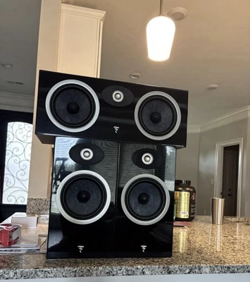 Altavoz de canal central bidireccional Focal Theva negro Foto 1 de 2