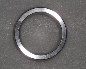 Metallic Ring Joint Gasket R16 Octagonal NO8810 - Picture 1 of 3