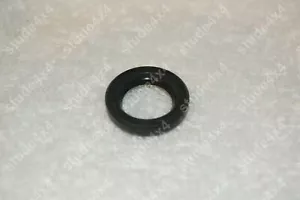 STUDEBAKER 3 SPEED TRANSMISSION SHIFT LEVER GREASE SEAL 1947-66 # 674869 - Foto 1 di 2