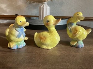 Set Of 3 Ceramic Porcelain Yellow Ducks Chicks 4” - Picture 1 of 8