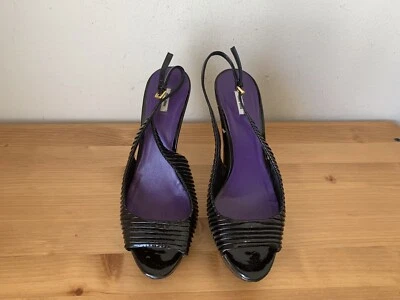 Zapatos de salón MIU MIU by Prada para mujer 9 negro charol plataforma peeptoe con cordones Foto 1 de 4