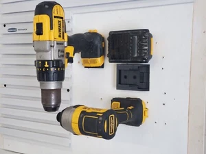 Dewalt Lithium 20V MAX XR Battery Organizer Racks 1-3 Slots Battery/Impact Mount - Picture 1 of 36