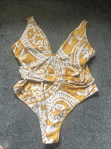 River Island Plus Mustard Yellow/white Plunge Swimming Costume Size 22 Exc - Picture 1 of 10
