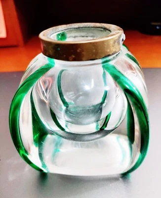 IMPRESIONANTE TINTERO DE VIDRIO DE CRISTAL ART DÉCO DE COLECCIÓN con tapa de ley verde, soplado a mano 3" Foto 1 de 4