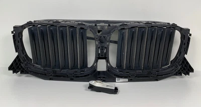 BMW X3 X4 2018-2021 soporte de radiador obturador de admisión de aire parrilla con motor OEM Foto 1 de 4