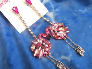 Betsey Johnson Pink Flamingo Crystal Rhinestone Pearl Dangle Drop Earrings NWT - Picture 1 of 10